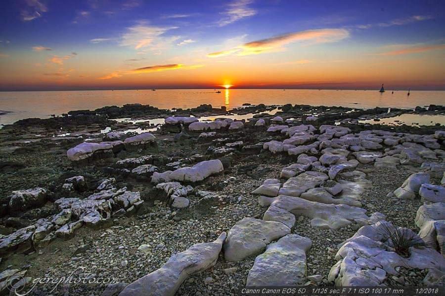 Apartmans Sun & Moon Замбратія Екстер'єр фото